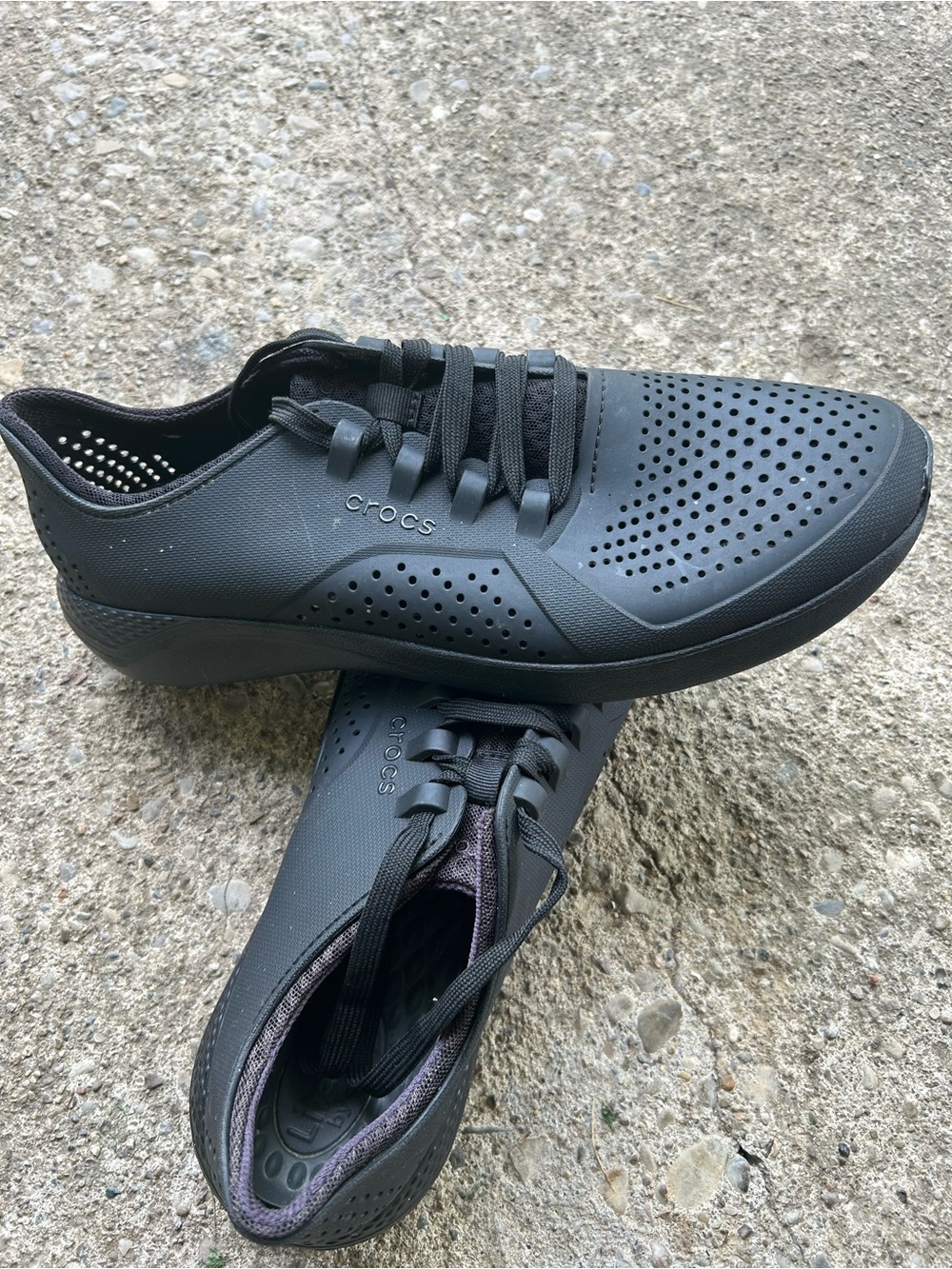 CROCS Men's Black Perforated Casual Sneakers Sz 13 - Picture 5 of 9